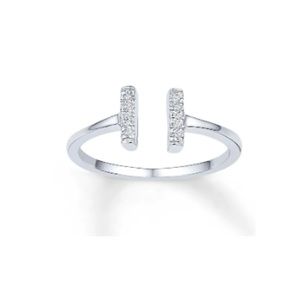 KAY Silver & Diamond accent ring BRAND NEW